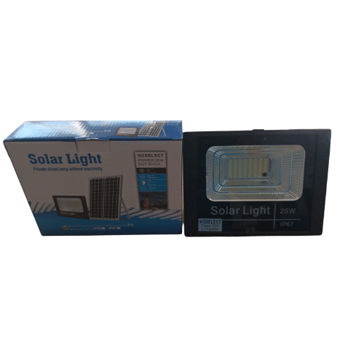 HOSelect 25W Solar Floodlight with Remote