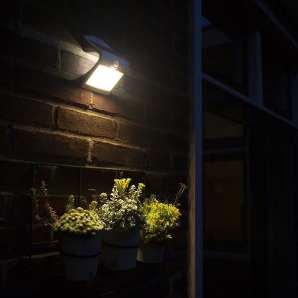 New Hyundai Solar Wall Light 1.5W
