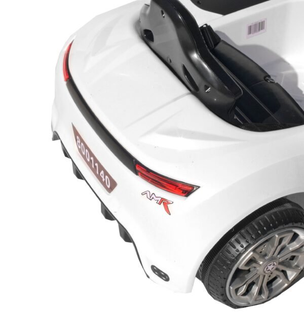 Jeronimo striker speed car-white